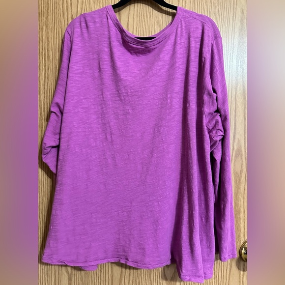 Old Navy long sleeve tee - Picture 3 of 7